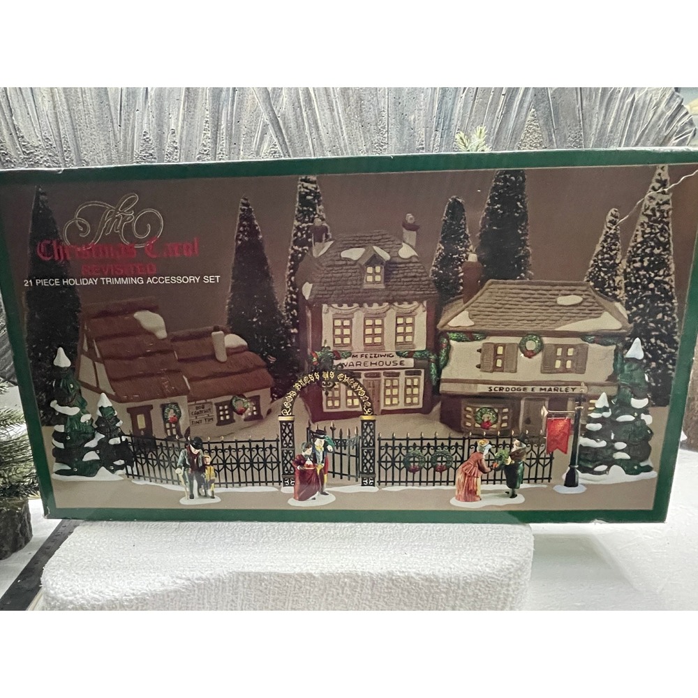 Department 56 THE CHRISTMAS CAROL REVISTED Village Accessory Set Dickens